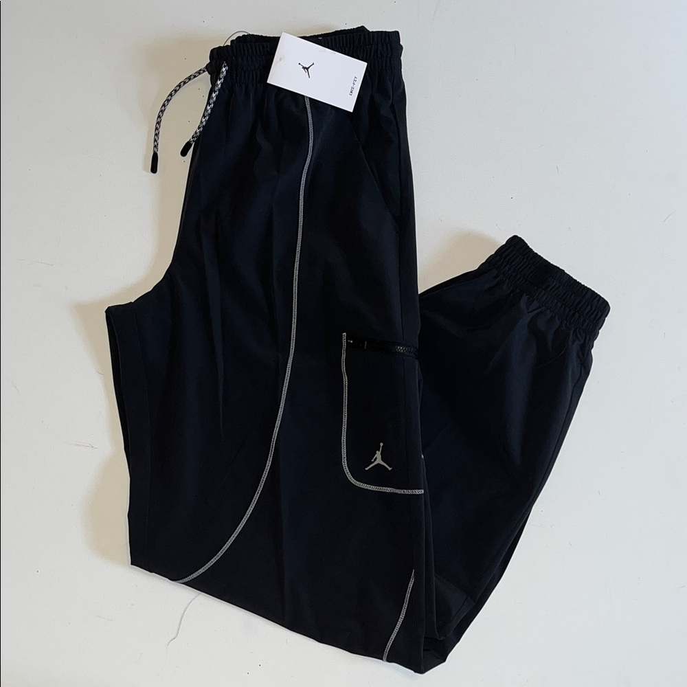 Nike Air Jordan Tunnel Pants womens m Black FB4659 cargo dri-fit joggers $115